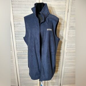 Columbia vest